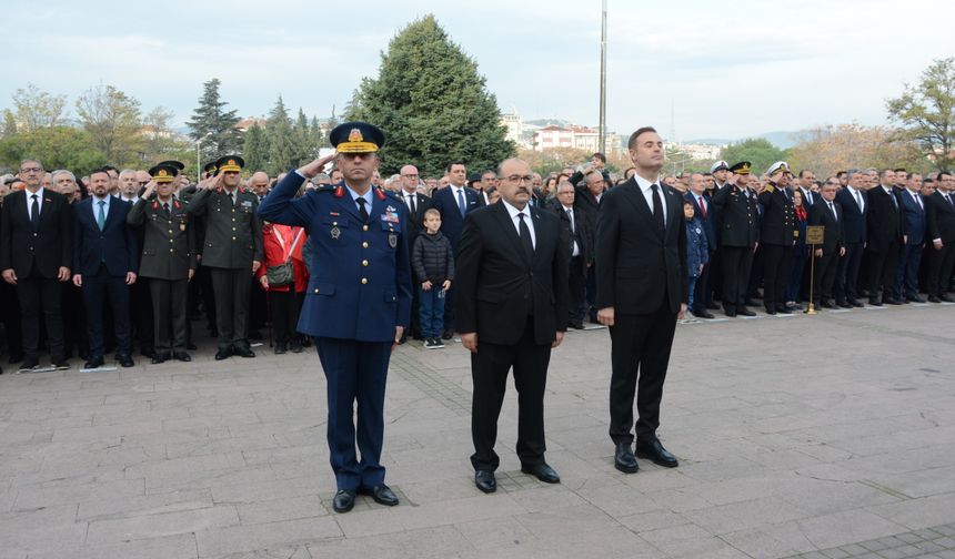 Büyük Önder Atatürk ebediyete intikalinin 87. yılında Bursa ve çevre illerde anıldı