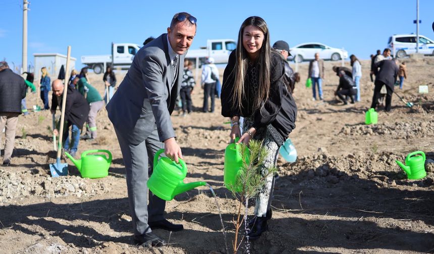 Gölbaşı İlçe Milli Eğitim Müdürü Serap Yılmaz'dan Milli Ağaçlandırma Günü mesajı