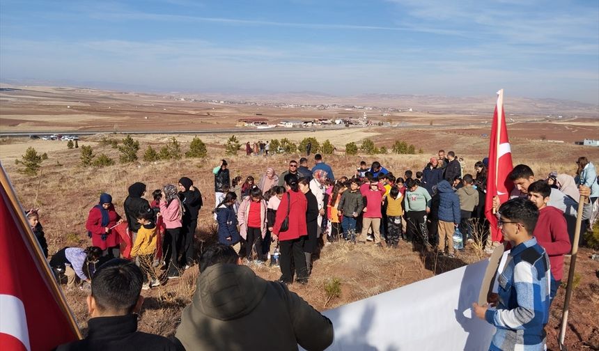 Sarıoğlan'da Şehit Hava Pilot Binbaşı Nihat İlgen adına hatıra ormanı oluşturuldu