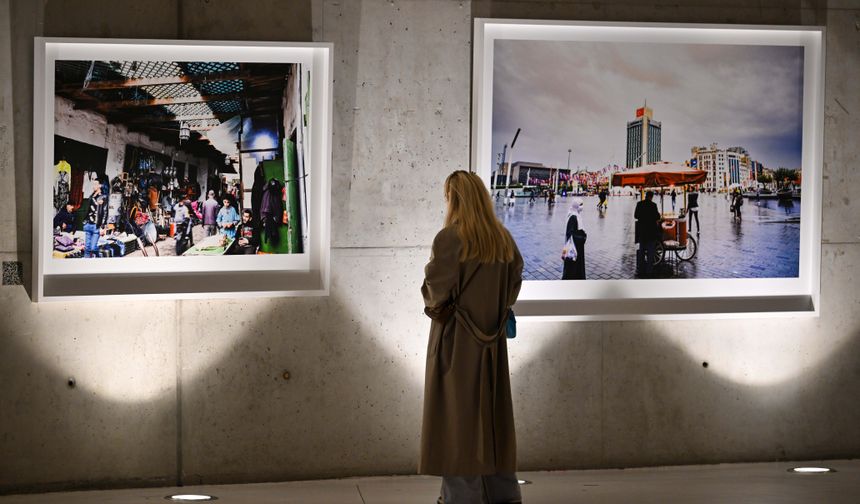 Zeki Demirkubuz'un ikinci kişisel fotoğraf sergisi Ankara'da sanatseverleri ağırlıyor