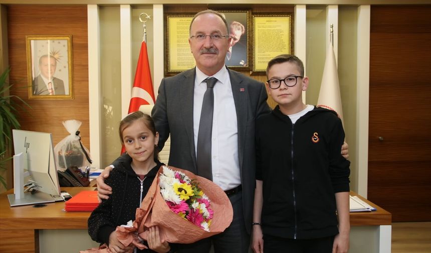 Antalya'yı merak eden Nevşehirli öğrenci, Milli Eğitim Müdürünün misafiri oldu