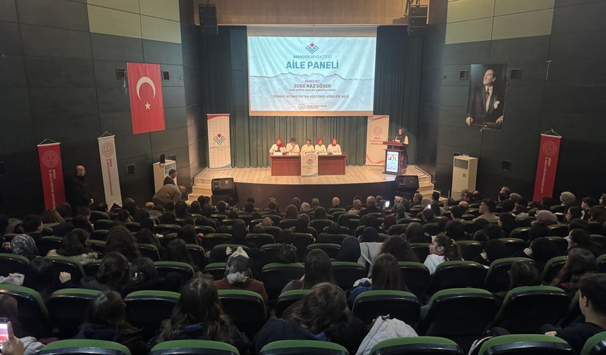 Niğde'de 'Aile Paneli' düzenlendi