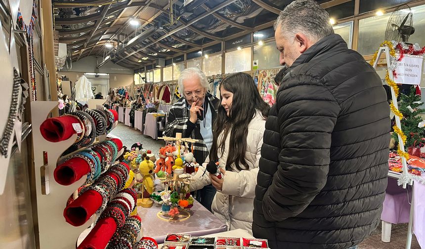 Hanımeli Sokak’ta yılbaşı bereketi