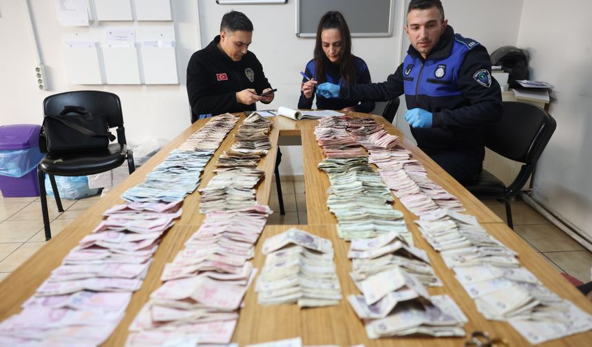 Eskişehir'de dilencinin üzerinden 30 bin lira çıktı