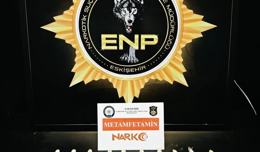 Eskişehir'de midesinde 44 kapsül sentetik uyuşturucu bulunan şüpheli tutuklandı