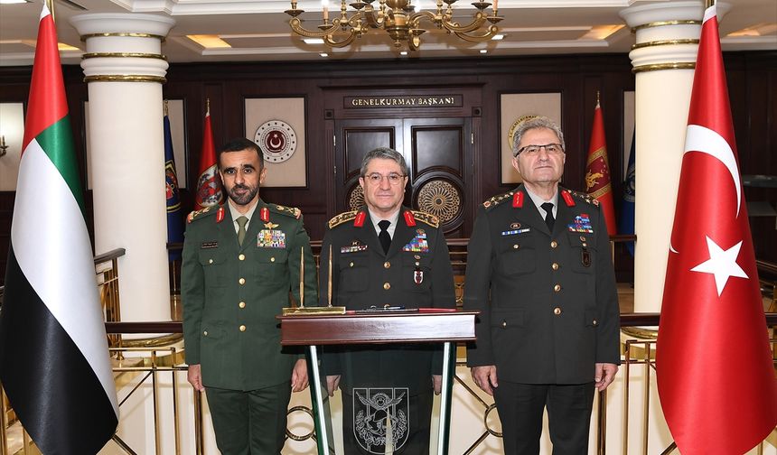 Genelkurmay Başkanı Orgeneral Bayraktaroğlu, BAE Kara Kuvvetleri Komutanı Tümgeneral Halami'yi kabul etti