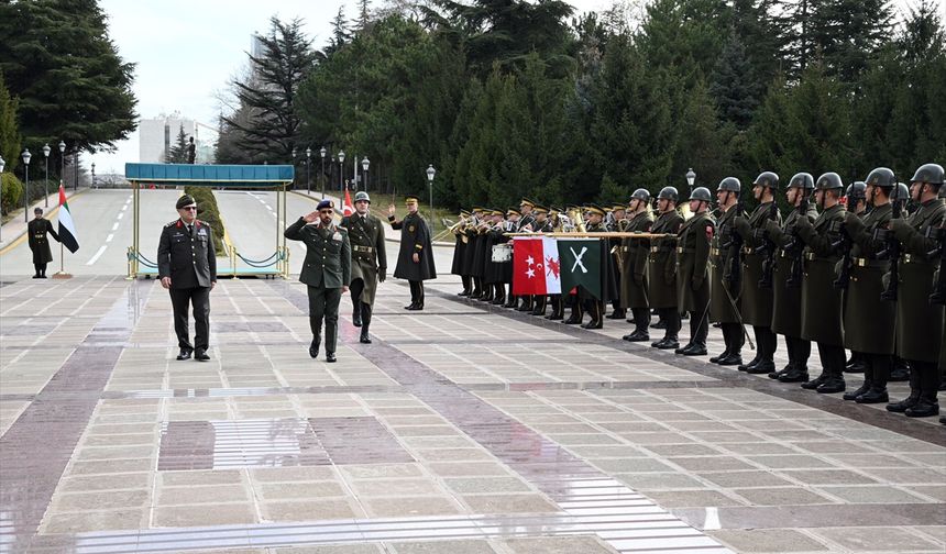 Kara Kuvvetleri Komutanı Orgeneral Tokel, BAE'li mevkidaşı Hallami ile bir araya geldi