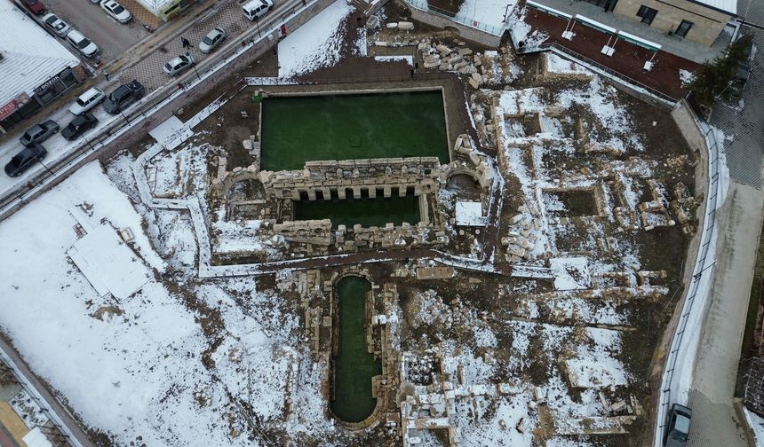 'Kral Kızı' termal Roma Hamamı, geçen yıl yaklaşık 50 bin ziyaretçi ağırladı