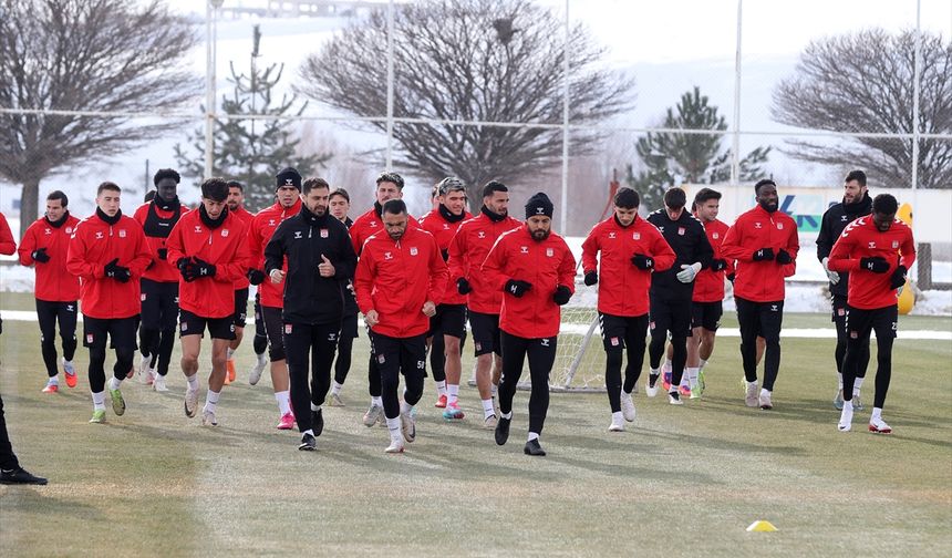 Sivasspor, Rey Manaj'ı yeniden kadrosuna katmak istiyor