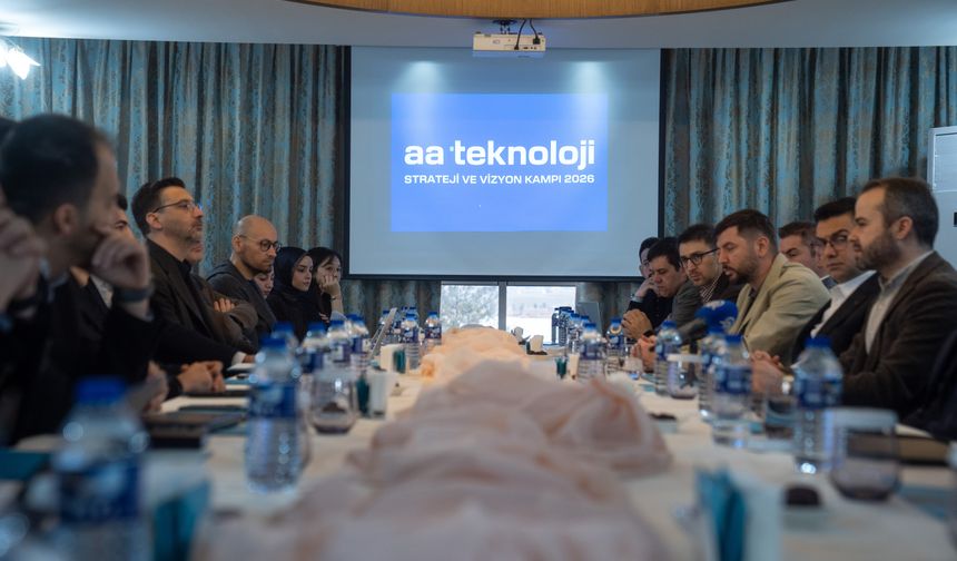 AA Teknoloji 1 yaşında