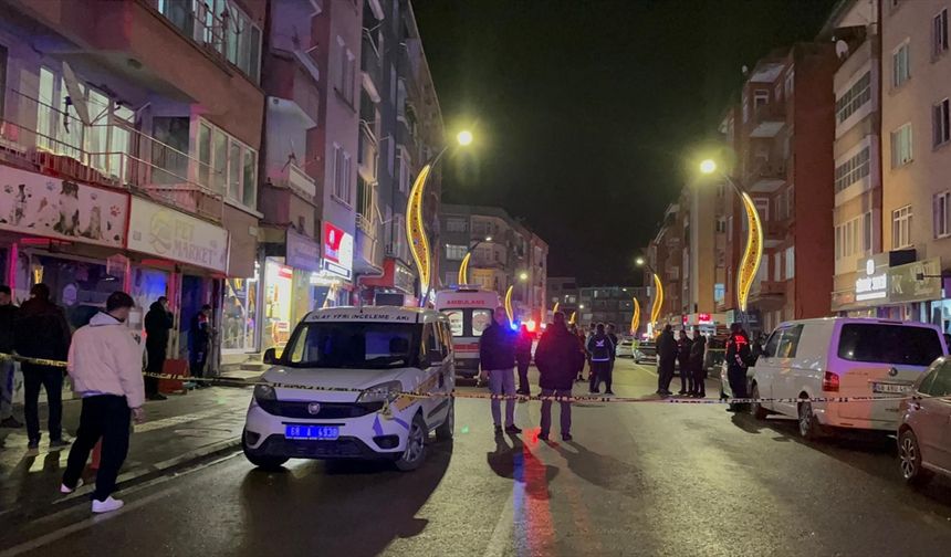 Aksaray'da eski eşini ve onun kuzenini öldüren kişi aynı silahla intihar etti