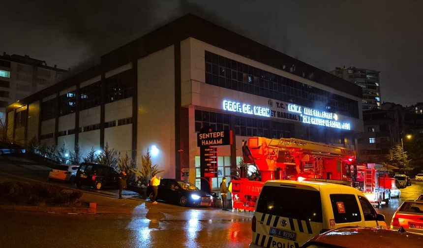 Ankara'da yüzme havuzunun sauna kısmında çıkan yangın söndürüldü