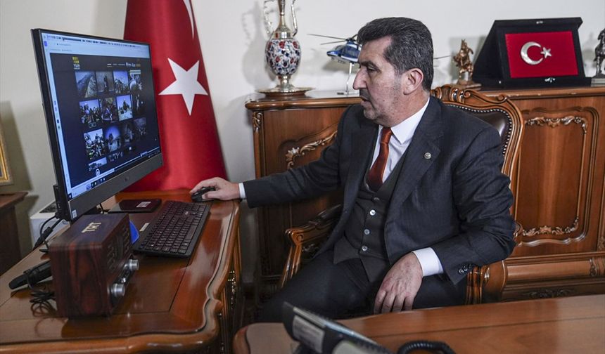 ASBÜ Rektörü Prof. Dr. Arıcan, AA'nın 'Yılın Kareleri' oylamasına katıldı