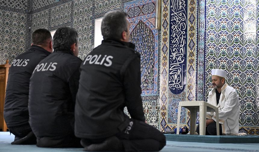 Başkentte 6 Şubat depremlerinde hayatını kaybedenler için mevlit okutuldu