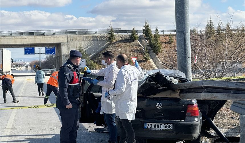 Karaman'da otomobilin bariyere çarptığı kazada 2 kişi öldü, 1 çocuk yaralandı