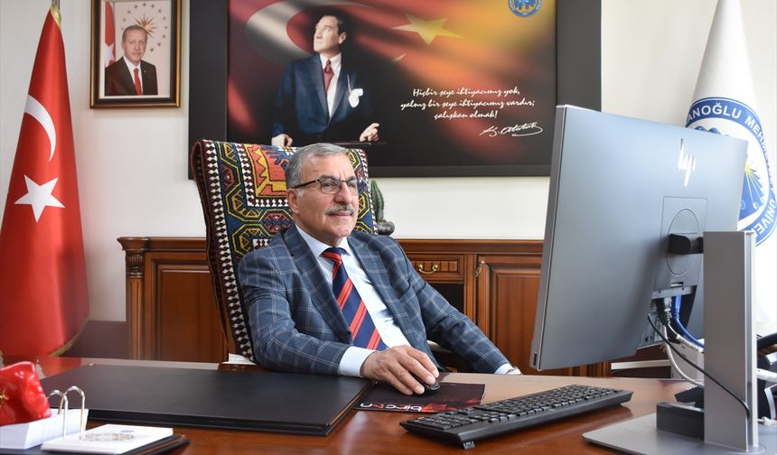 Karamanoğlu Mehmetbey Üniversitesi Rektörü Prof. Dr. Gavgalı, AA'nın 'Yılın Kareleri' oylamasına katıldı