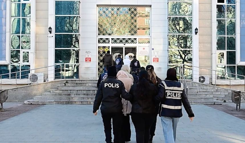 Kırşehir merkezli dolandırıcılık operasyonunda 16 zanlı tutuklandı