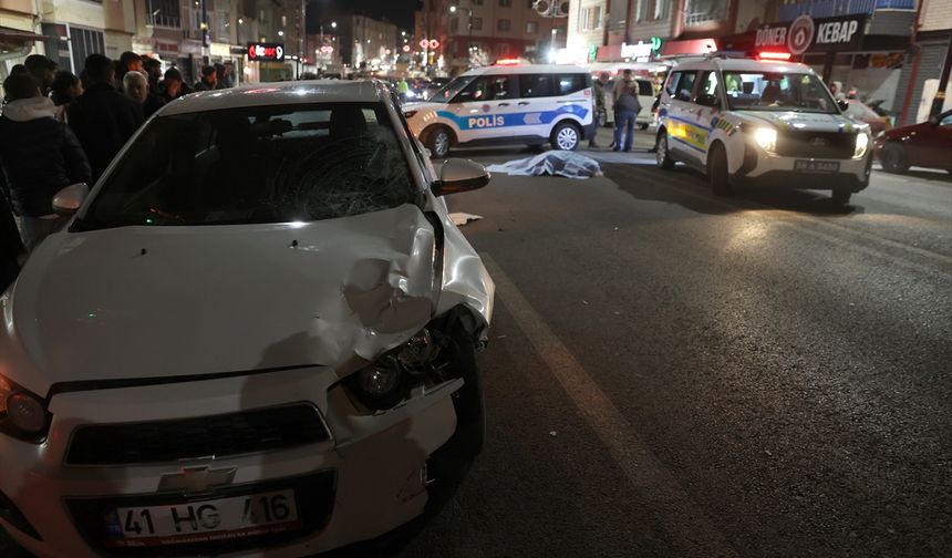 Sivas'ta teravihe giderken otomobilin çarptığı kayınvalide öldü, gelini ağır yaralandı