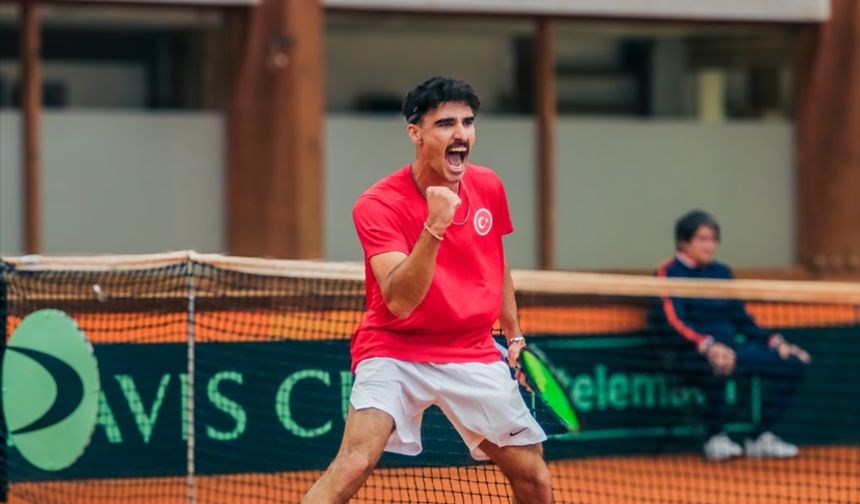 Türkiye, Davis Cup Dünya Grubu 1 play-off'unda Slovenya karşısında 2-0 öne geçti