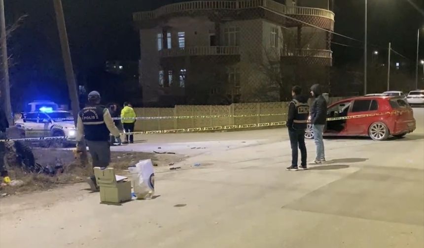 Yozgat'ta otomobil ile motosiklet çarpıştı, 1 kişi öldü, 2 kişi yaralandı