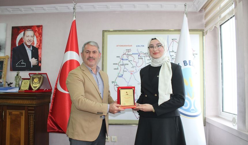 Yunaklı öğrenci, kompozisyon yarışmasında Türkiye birincisi oldu