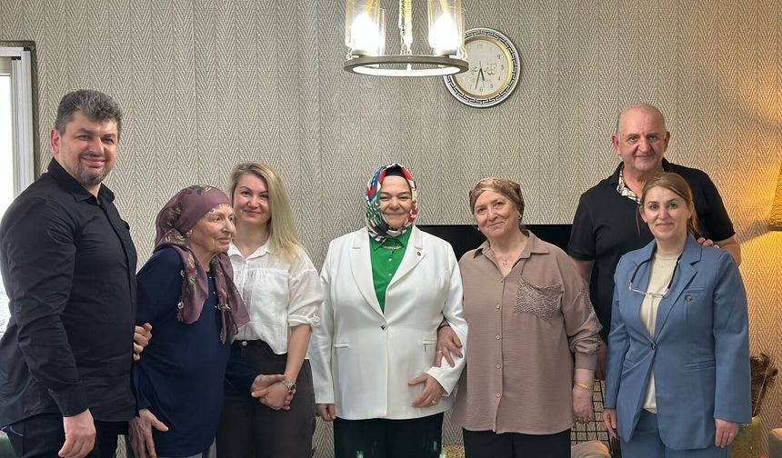 Gürcan ve TUnç Tepebaşı'nda ziyaretlerde bulundu