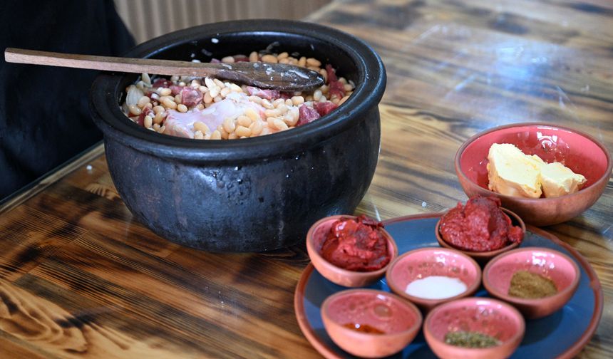 MEMLEKET SOFRASI - Güveçte kuru fasulye