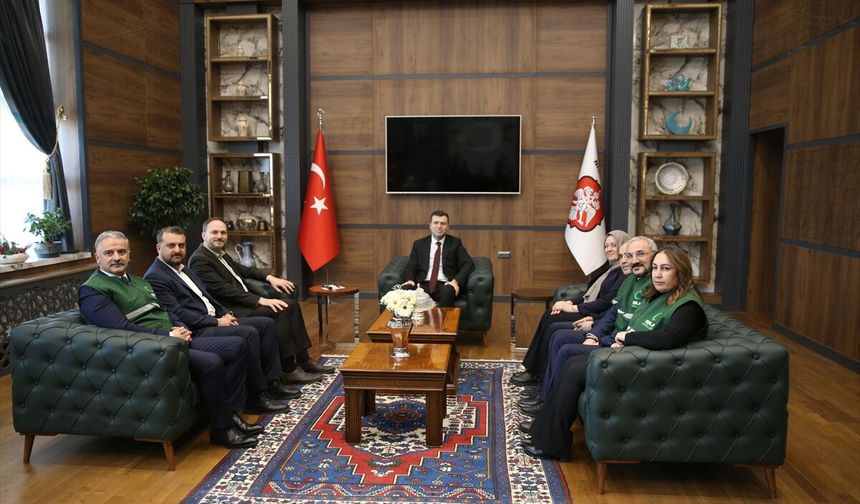 Yeşilay Genel Başkanı Dinç, Niğde'de konuştu: