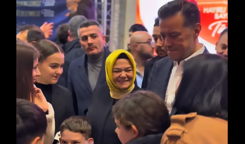 Gürcan hemşehrileriyle ve AK Parti teşkilatıyla bayramlaştı