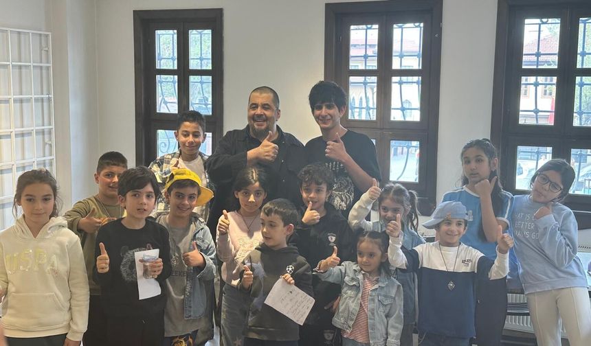 23 Nisan'da çocuklar rap müzikle tanıştı