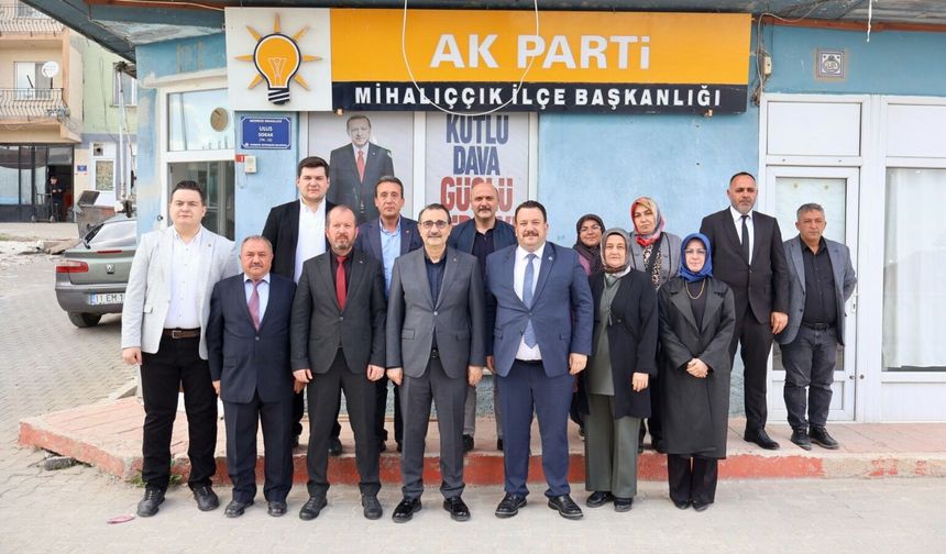 Milletvekili Dönmez İlçe Sorunlarını Yerinde Dinledi