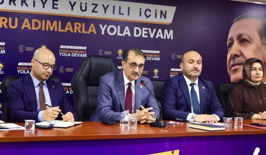 AK Parti Eskişehir Teşkilatında Kritik Zirve: Fatih Dönmez Ankara Gündemini Aktardı