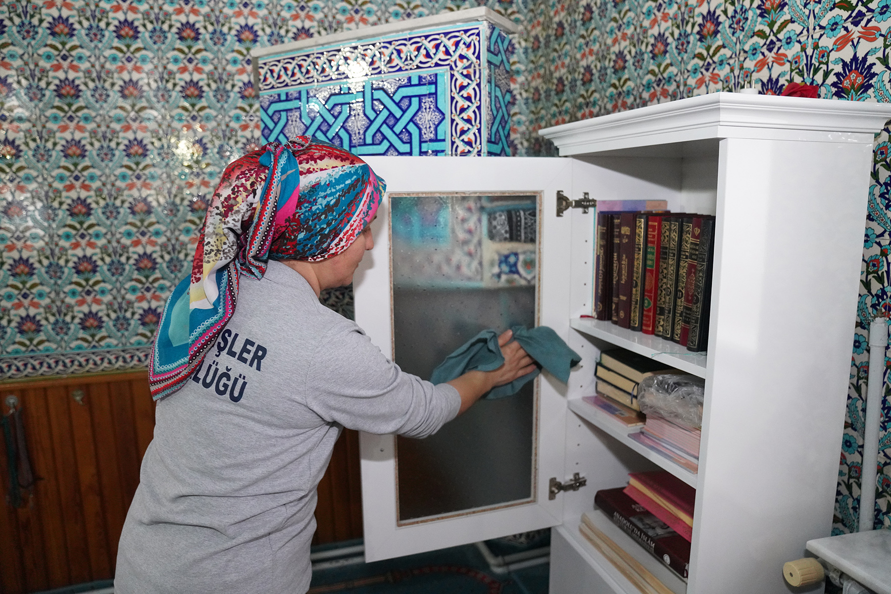 TEPEBAŞI CAMİ TEMİZLİK