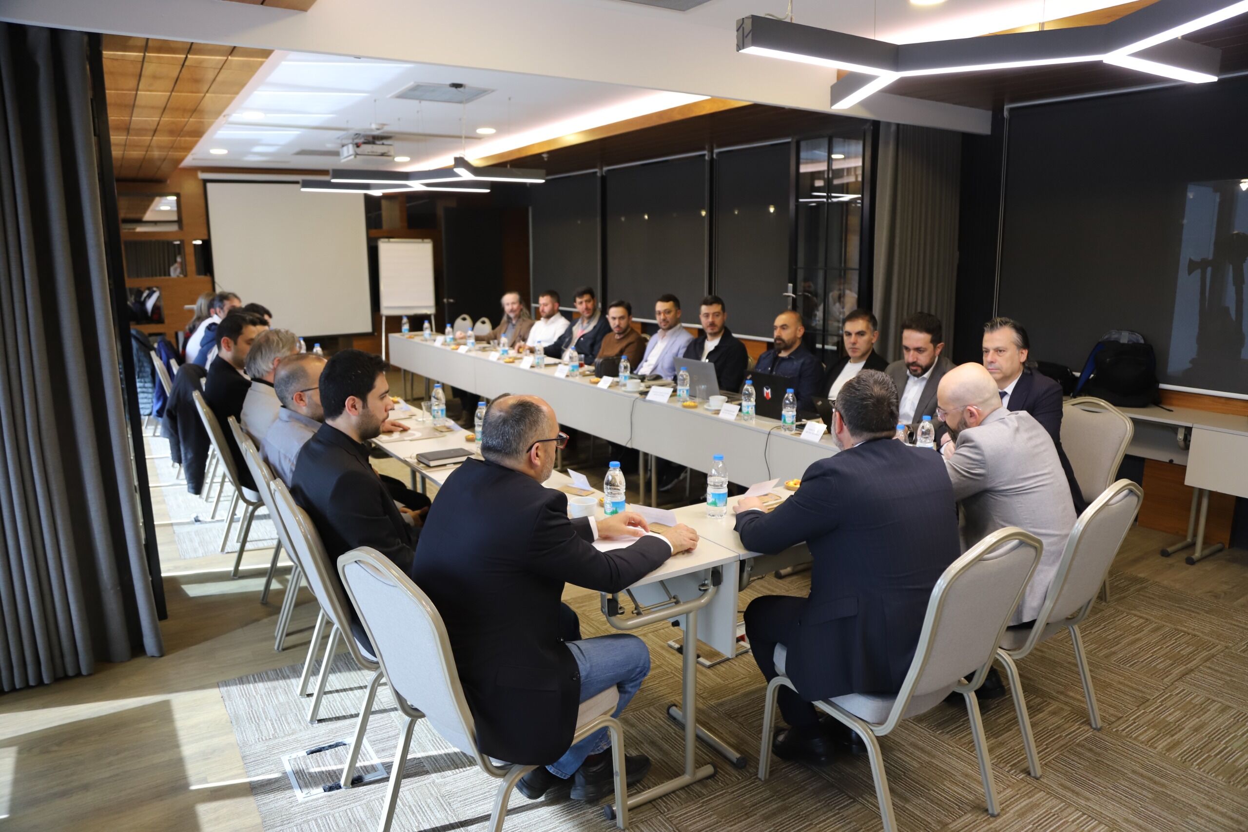 Tursi̇d Elektri̇k Elektroni̇k Tesi̇sler Komi̇syonu 